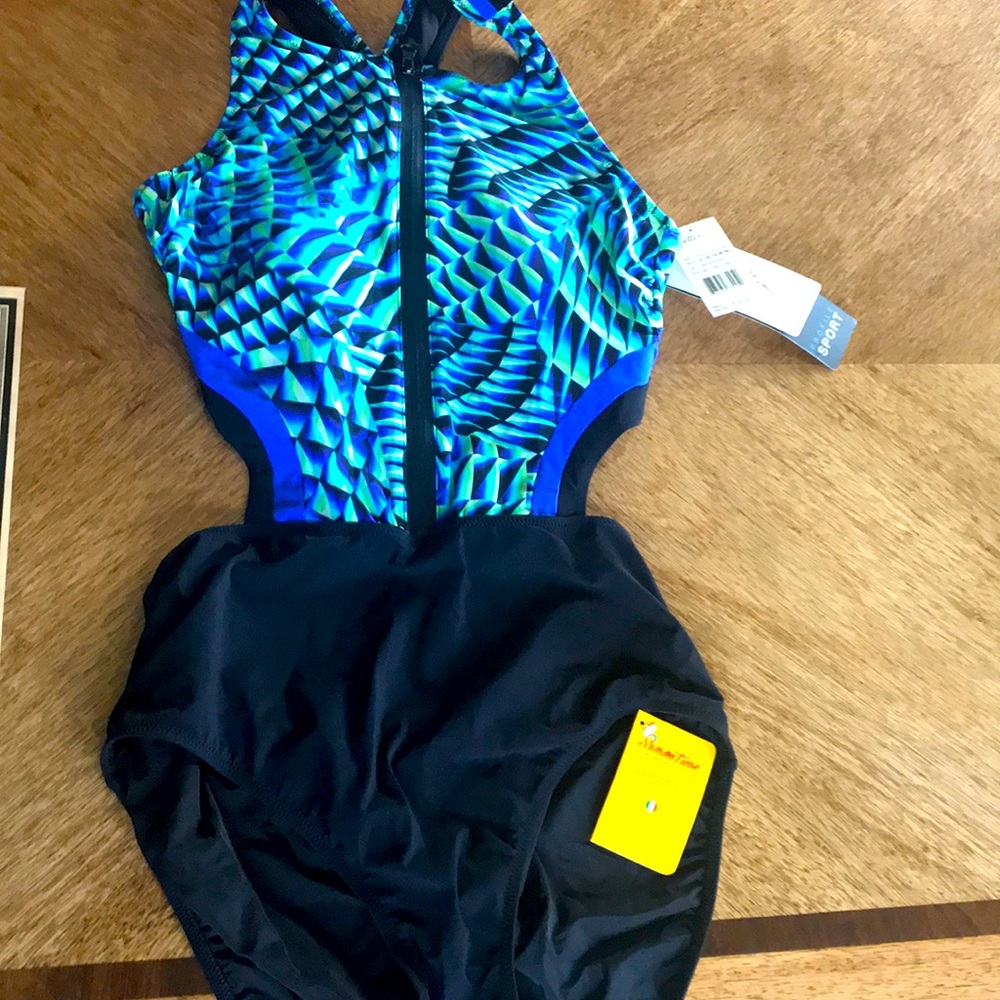One piece sport swimsuit